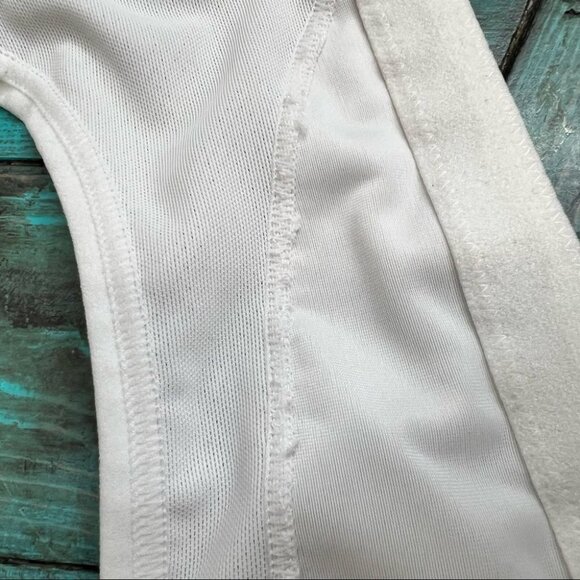 Penningtons Intimates White Sports Bra Size 42B - Picture 10 of 10